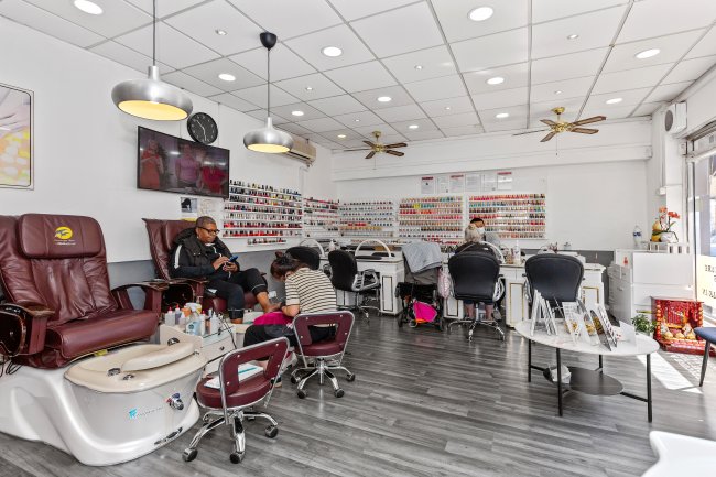 415 North End Road, London SW6 1NS 7