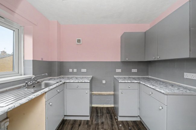 Flat 39, Loweswater Gardens, Pinewood Village, Bordon, GU35 0NT 4