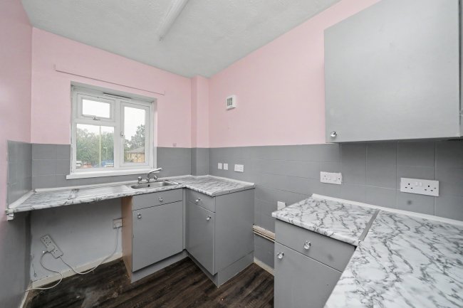 Flat 39, Loweswater Gardens, Pinewood Village, Bordon, GU35 0NT 4
