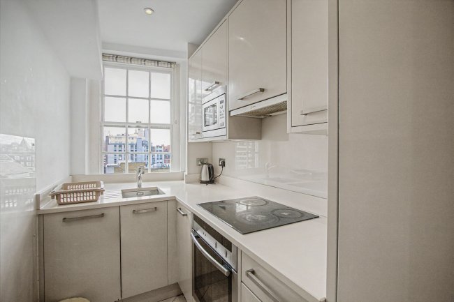 Flat 97 Forset Court, Edgware Road, Paddington, London, W2 2RF 5