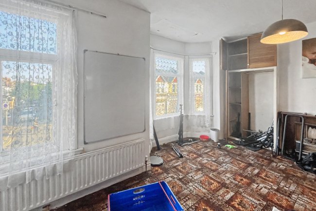 595 Kingston Road, Raynes Park, London, SW20 8SA 10