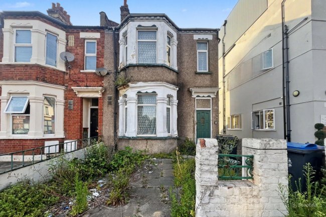595 Kingston Road, Raynes Park, London, SW20 8SA 10