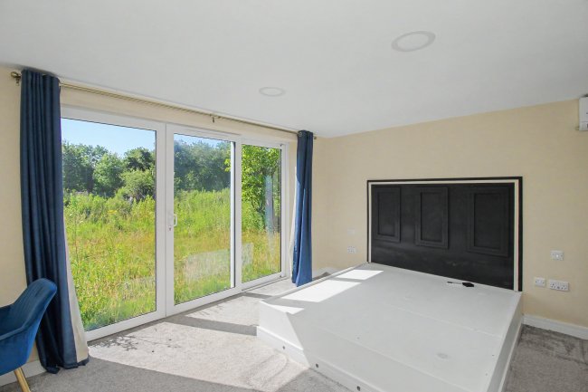 Lakeside Lodge, Carr Lane, Healing, Grimsby, DN41 7QR 5