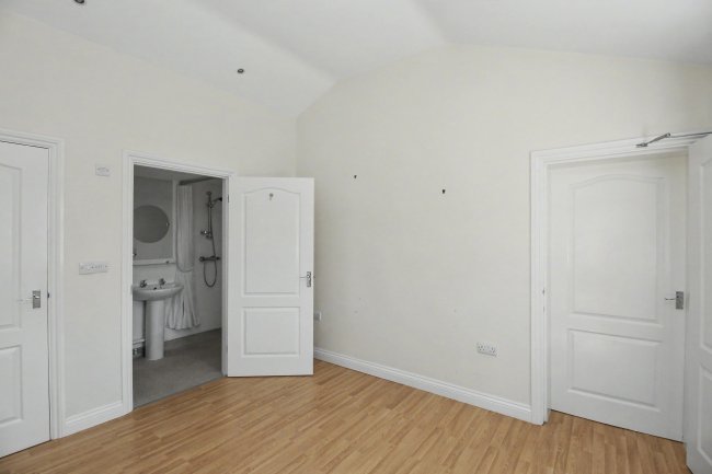 Lakeside Lodge, Carr Lane, Healing, Grimsby, DN41 7QR 5