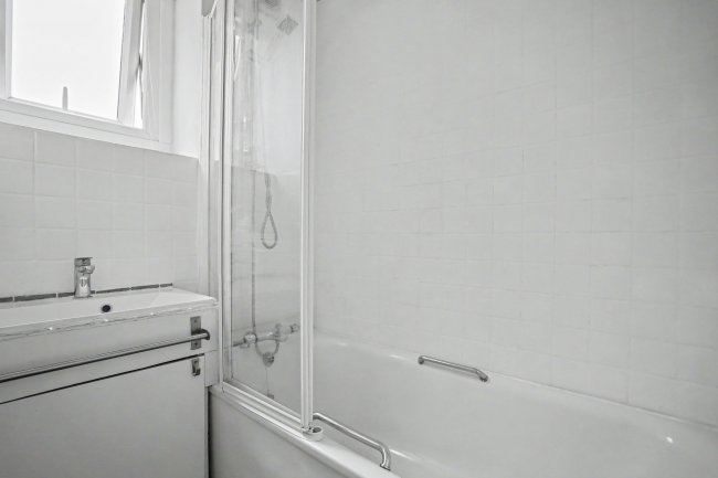 Flat 25, Maskall Close, High Trees, Tulse Hill, London, SW2 3PH 4