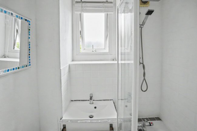 Flat 25, Maskall Close, High Trees, Tulse Hill, London, SW2 3PH 4