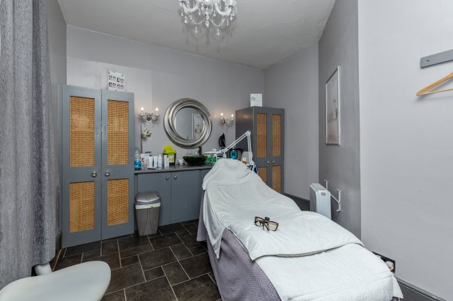 35 Anerley Road, London SE19 2AS 4