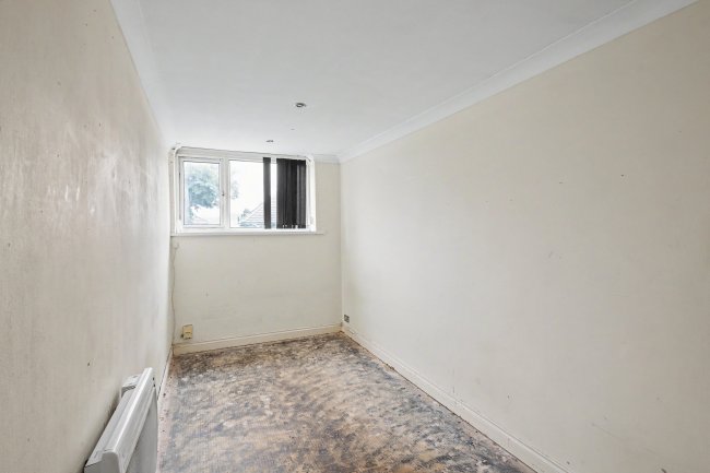 69 Saltersgill Avenue, Middlesbrough, North Yorkshire, TS4 3JT 10