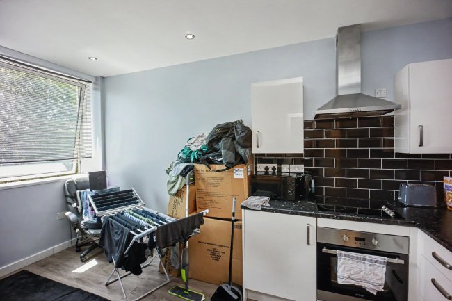 89 Castleview House, East Lane, Runcorn, Cheshire, WA7 2DR 3