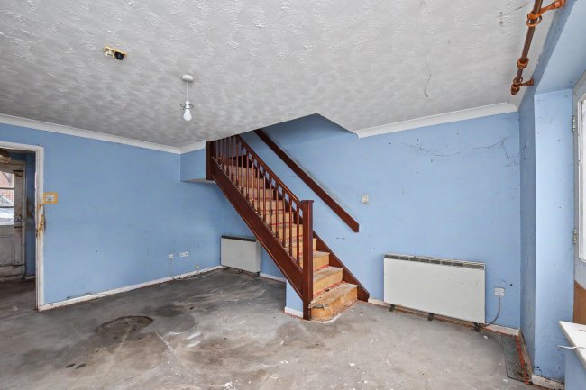 4 Chattisham Close, Stowmarket, Suffolk, IP14 2RE 5