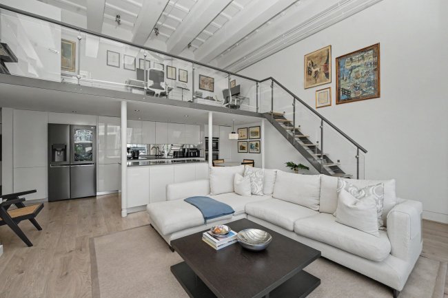 Flat 14, The Piper Building, Peterborough Road, Fulham, London SW6 3EF 3