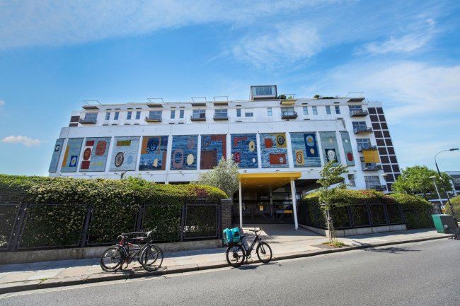 Flat 14, The Piper Building, Peterborough Road, Fulham, London SW6 3EF 3