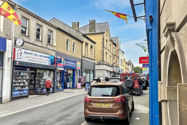 11 Pool Street, Caernarfon LL55 2AD 8