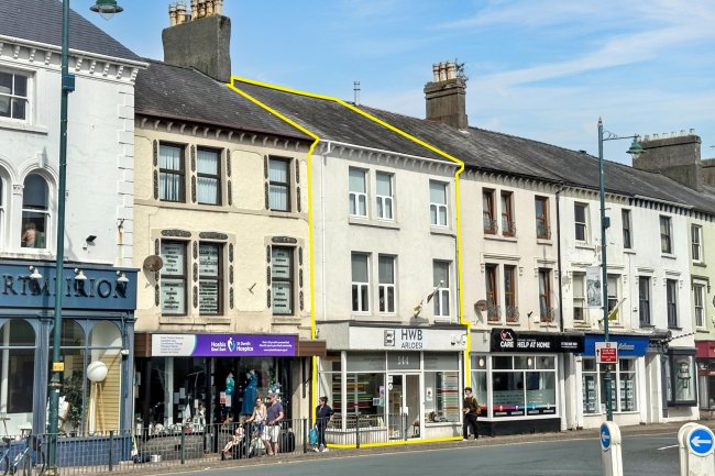 144 High Street, Porthmadog, LL49 9NU 6
