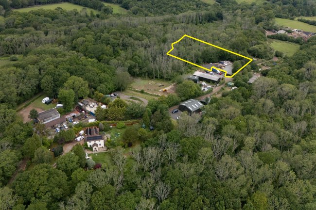 Lower Ashwood Farm, Eridge Road, Crowborough TN6 2DZ 1