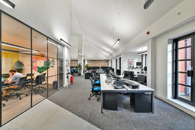 Hanover House, Queen Charlotte Street, Bristol, BS1 4EX 5
