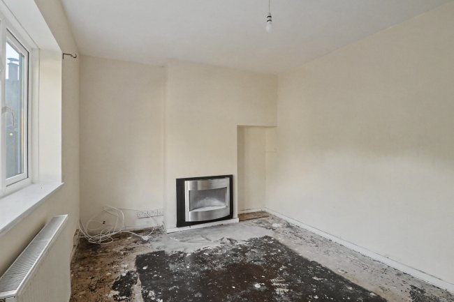 10 Windsor Lane, Stoke Sub Hamdon, Somerset, TA14 6UE 5