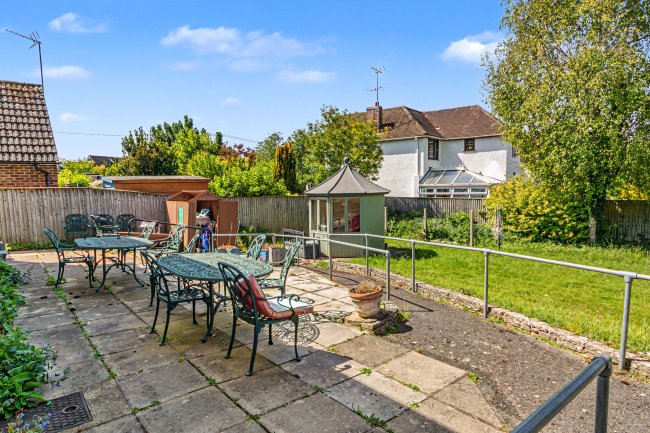 8 Wolversdene Road, Andover, Hampshire, SP10 2AX 2
