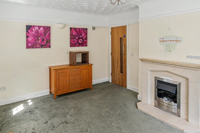 8 Wolversdene Road, Andover, Hampshire, SP10 2AX 2