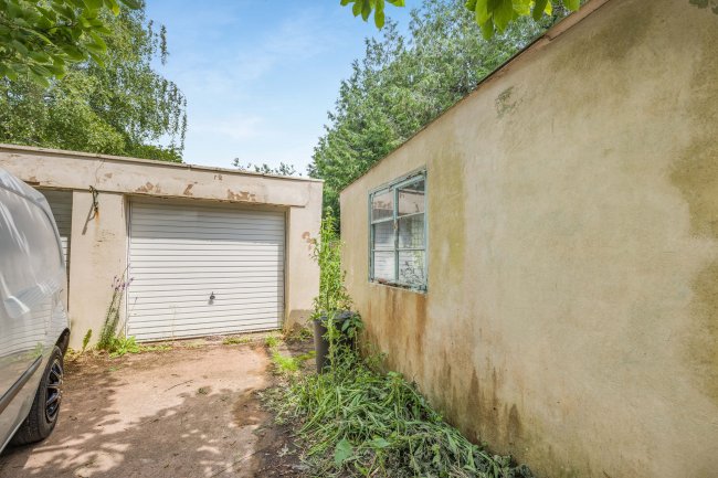Land to the rear of 62 Okehampton Road, Exeter, EX4 1EP 2