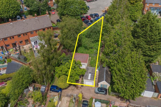 Land to the rear of 62 Okehampton Road, Exeter, EX4 1EP 2