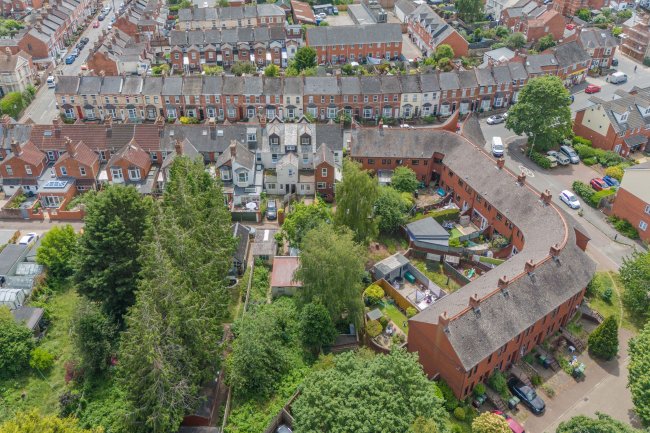 Land to the rear of 62 Okehampton Road, Exeter, EX4 1EP 2