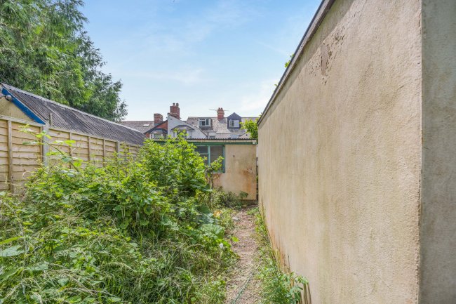 Land to the rear of 62 Okehampton Road, Exeter, EX4 1EP 2