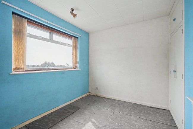 17 Charlton Close, Linton, Swadlincote, Derbyshire, DE12 6PR 10