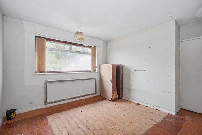 17 Charlton Close, Linton, Swadlincote, Derbyshire, DE12 6PR 10
