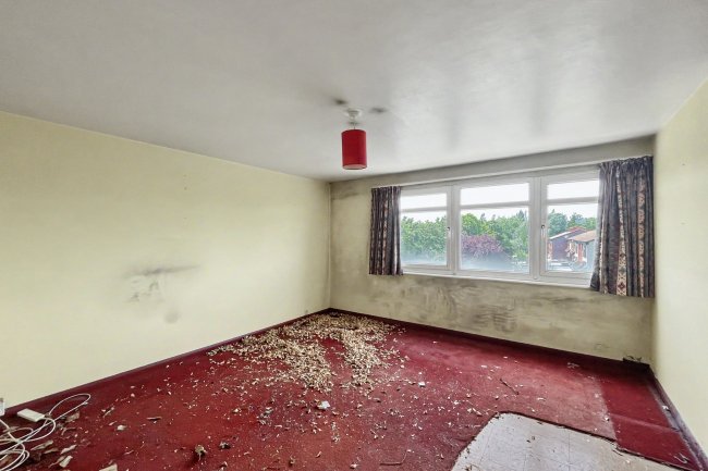 318 Grand Drive, Raynes Park, London, SW20 9NQ 7