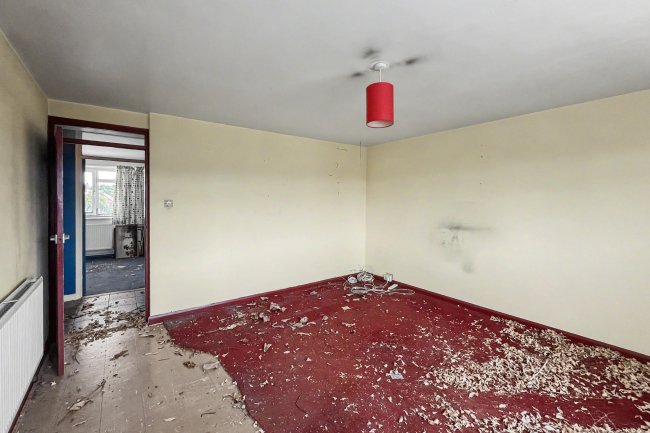 318 Grand Drive, Raynes Park, London, SW20 9NQ 7