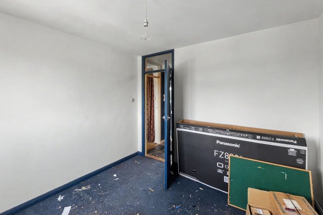 318 Grand Drive, Raynes Park, London, SW20 9NQ 7