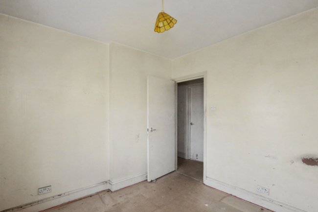 7b Nasmyth Street, Hammersmith, London W6 0HA 6