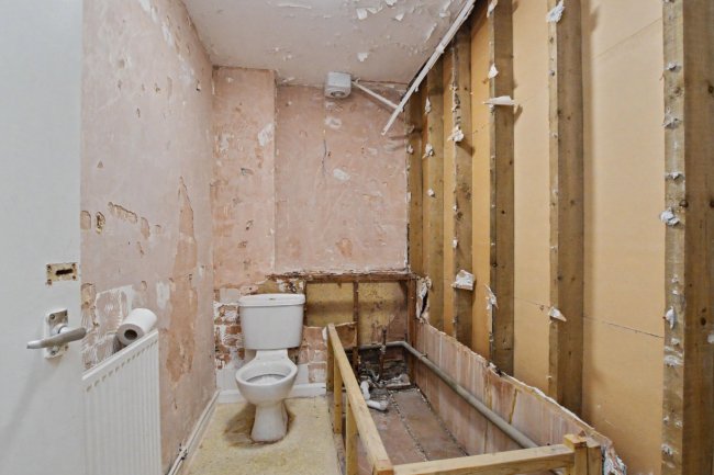 70B Longridge Road, Earls Court, London SW5 9SQ 1
