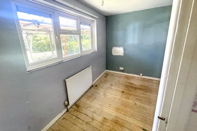 11 Honeybrook Close, Chippenham, Wiltshire, SN14 0LW 7