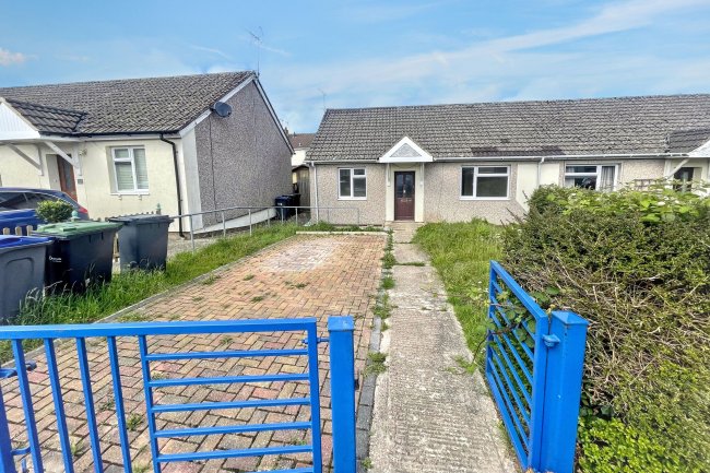 107 Parklands, Malmesbury, Wiltshire, SN16 0QL 6