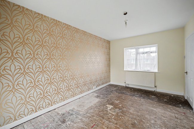 2 Barry Road, Southampton, SO19 5LP 7