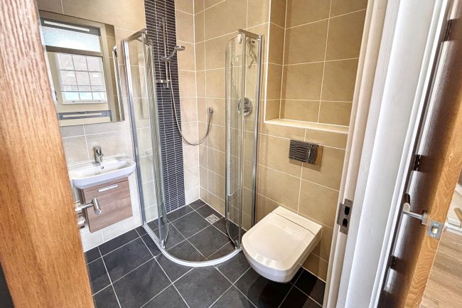Flat 6, Golden Hill Fort, Freshwater, Isle of Wight, PO40 9GD 9