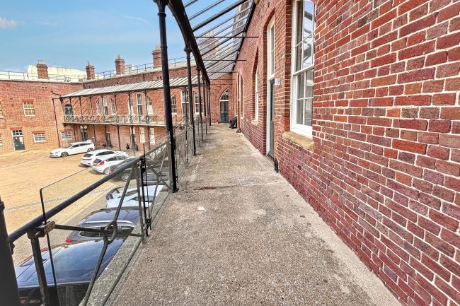 Flat 6, Golden Hill Fort, Freshwater, Isle of Wight, PO40 9GD 9