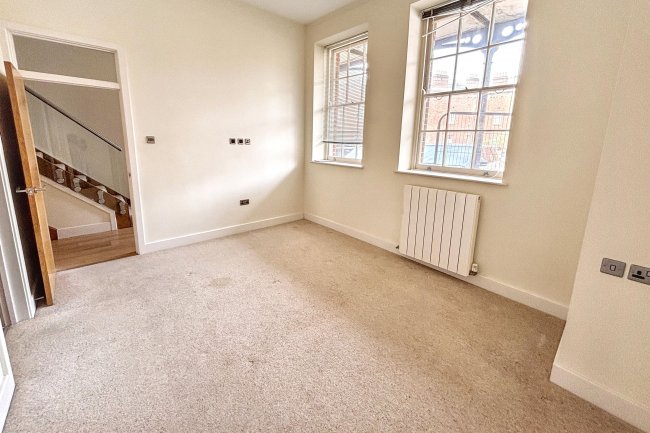 Flat 6, Golden Hill Fort, Freshwater, Isle of Wight, PO40 9GD 9