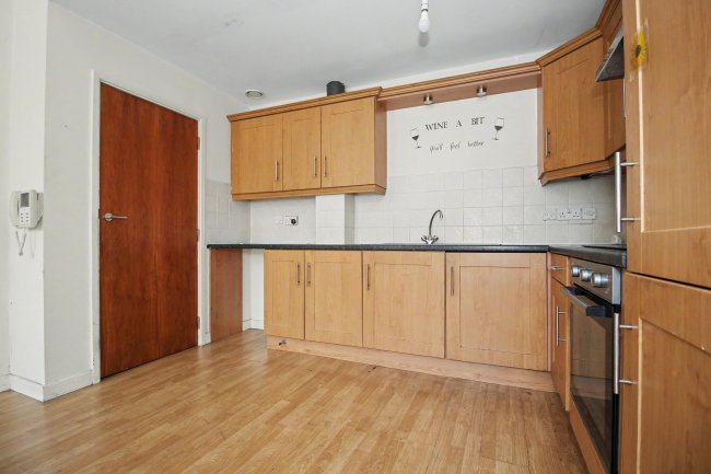 Apartment 6, 20-22 Mill Street, Bradford, BD1 4AB 8