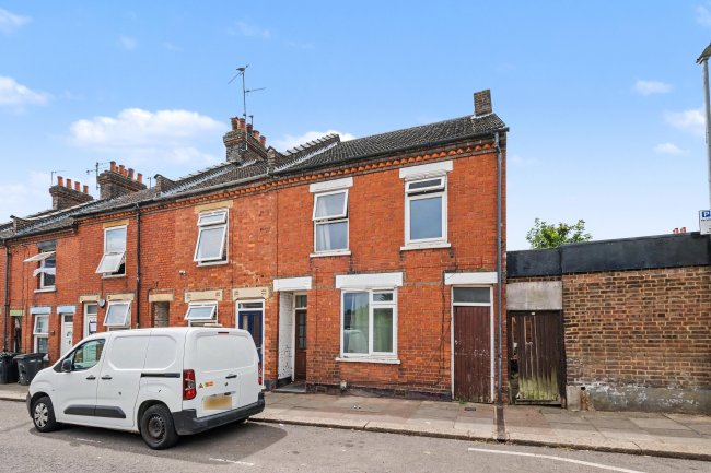 154 New Town Street, Luton, LU1 3EF 3