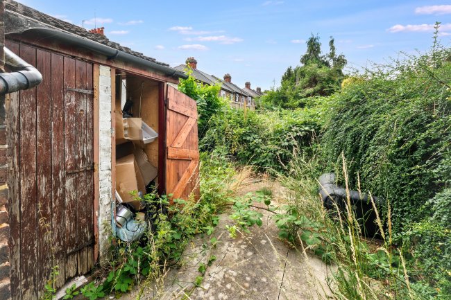 154 New Town Street, Luton, LU1 3EF 3