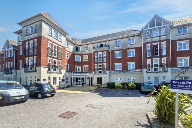Rotary Lodge, St Botolphs Road, Worthing, West Sussex, BN11 4JT 8