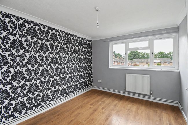 Flat 9 Boulters House, Uffington Drive, Bracknell, Berks, RG12 9JY 2