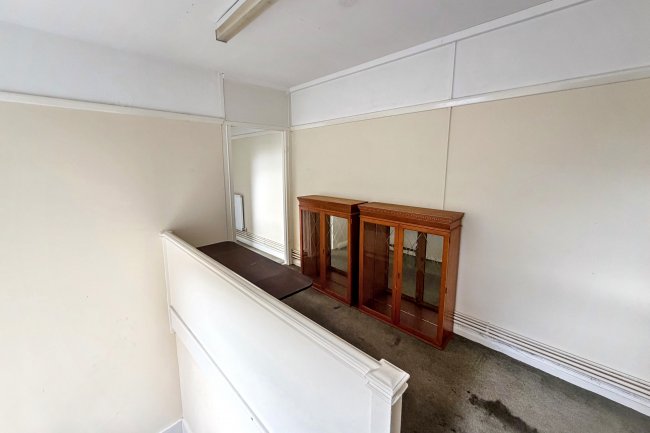 26a Crown Lane, Morden, Surrey SM4 5BL 1