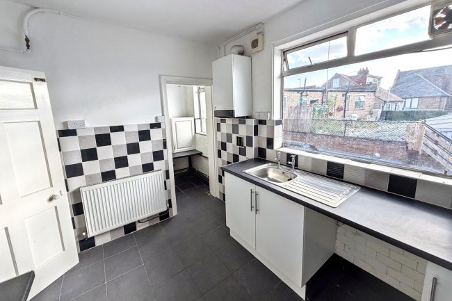 26a Crown Lane, Morden, Surrey SM4 5BL 1