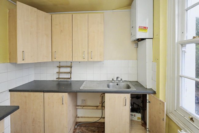 12D St Stephens Gardens, Notting Hill, London W2 5QX 5