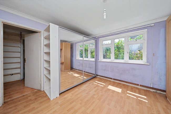 9 Arundel Close, Hampton Hill, Hampton TW12 1SW 10