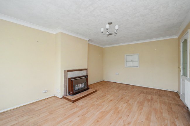 9 Arundel Close, Hampton Hill, Hampton TW12 1SW 10